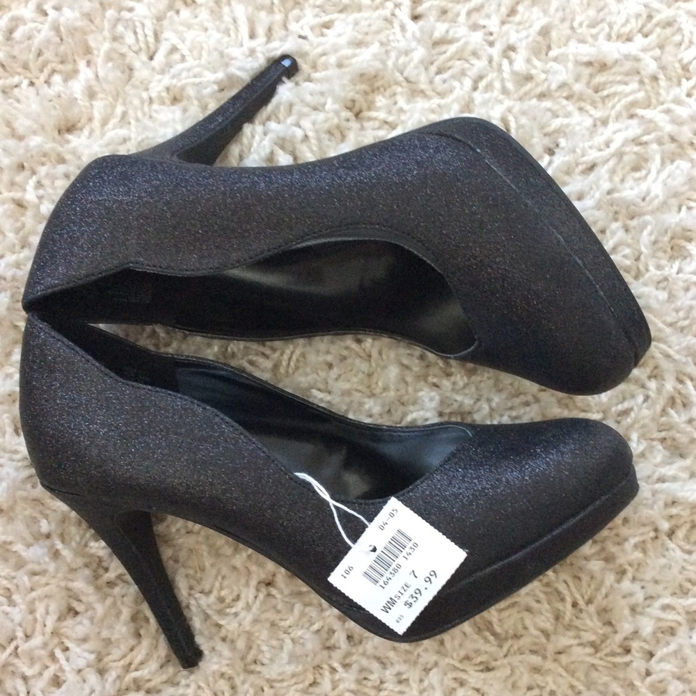 FIONI for Payless NWT